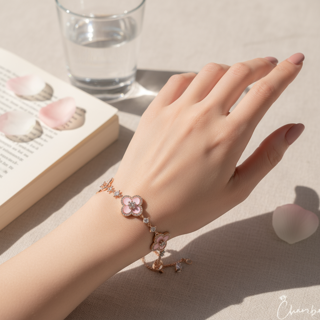 Éternel™  Pink Mother of Pearl Clover Bracelet